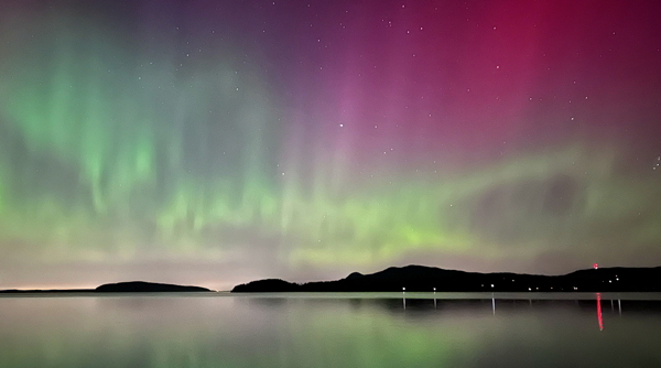 An aurora at Alex's home. Photo by Alex Shapiro.